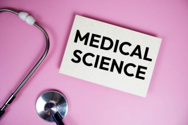 Pembe zemin, sağIık ve sağIık kavramı üzerine steteskoplu tıp bilimi metni