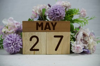 Tahta Takvim 27 Mayıs 'ı gösteriyor. 27 Mayıs 'ta