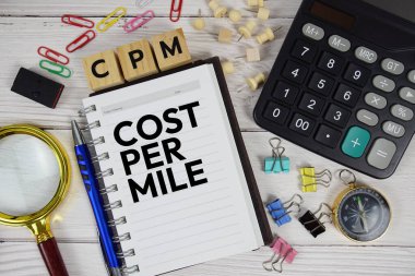 CPM - Not defteri, iş ve finansal konsept geçmişinde Mer Mile kısaltması