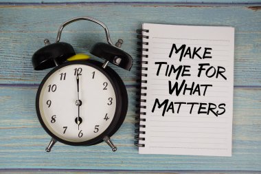 Motive edici ve ilham verici alıntılara zaman ayır