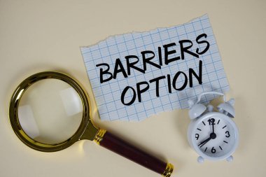 Bariyer seçeneği metni büyüteç ve alarmlı saat ile kağıda yazıldı