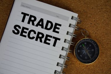 Not defterine pusula ile yazılmış gizli metni takas et