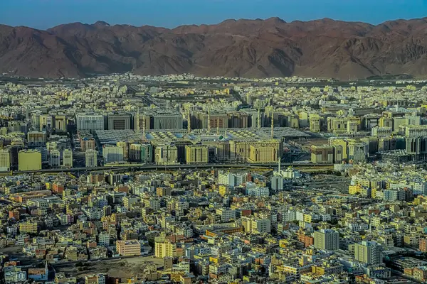 MASJID AL NABAWI, MADINAH, SAUDI ARABIA 'NIN AERİALİ 