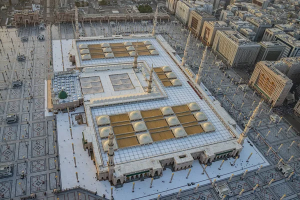 MASJID AL NABAWI, MADINAH, SAUDI ARABIA 'NIN AERİALİ 