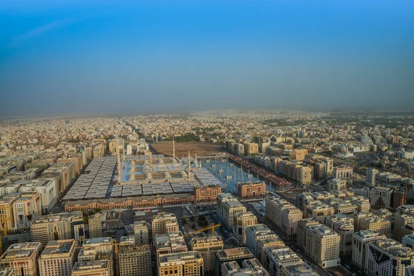 MASJID AL NABAWI, MADINAH, SAUDI ARABIA 'NIN AERİALİ 