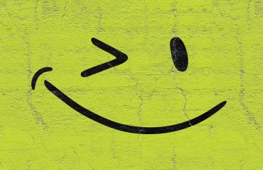 Göz Kırpan Yüz 'ün NIce resmi