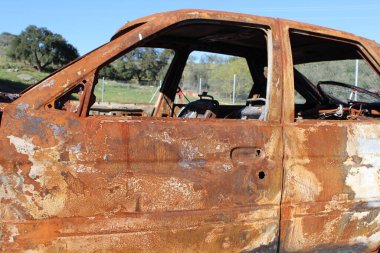 Paslı arabanın NIce görüntüsü