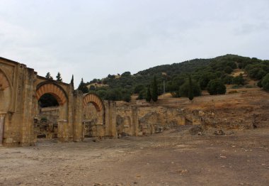 Terk edilmiş tarihi köyün orijinal görüntüsü