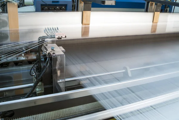 Detail Mesin Tekstil Bekerja Sebuah Pabrik — Stok Foto