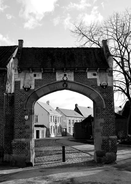 Beguinage Πύλη Της Herentals Beguinage Gatehouse Σχιστόλιθο Gable Στέγη Χτίστηκε — Φωτογραφία Αρχείου