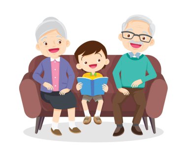 Aile birlikte kitap okuyor. Büyükbaba, anne ve çocukları.