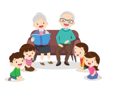 Aile çocuklara masal okuyor, kitap okuyor ve masal anlatıyor. Çocuklar dinleyin, babaanneniz ve dedeniz kanepede kitap okuyor.