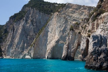 Yunanca deniz manzarası çok güzel.