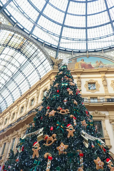 Świąteczny Sezon Galleria Vittorio Emanuele Mediolanie Włochy — Zdjęcie stockowe