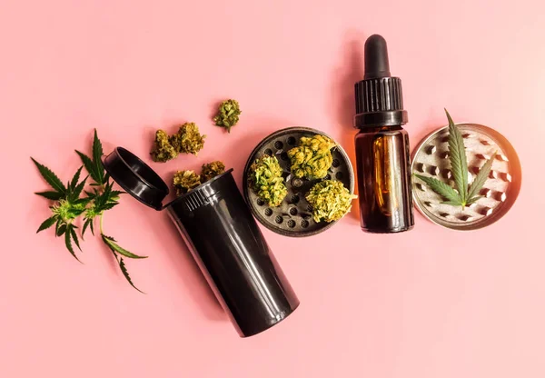 Medical Cannabis Drug Marijuana Flower Buds Cannabis Cbd Oil Grinder — Stock Photo, Image