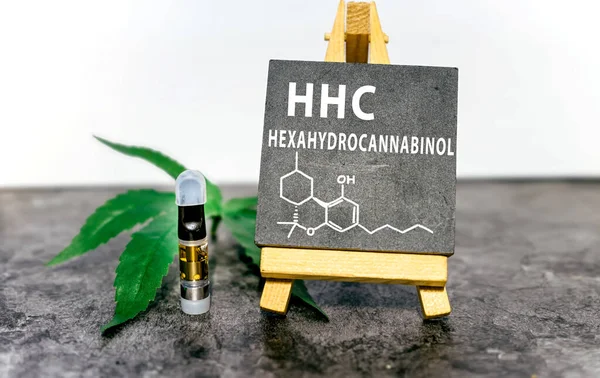 Destilátová Náplň Hhc Vape Hexahydrocannabinol Psychoaktivní Polosyntetický Kanabinoid Který Není — Stock fotografie