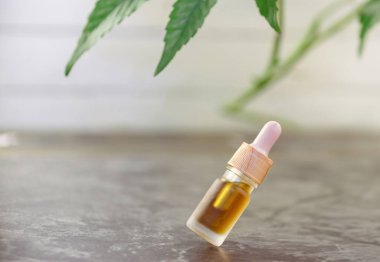 CBD veya HHC yağı, Kenevir bitkili tıbbi marihuana ürünleri