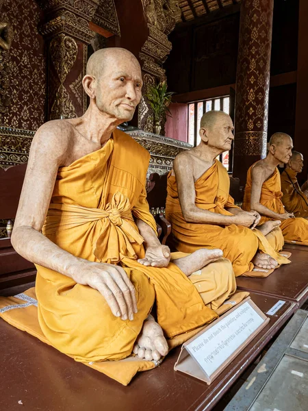 Emblemático Wat Phra Singh Templo Budista Del Siglo Xiv Situado — Foto de Stock