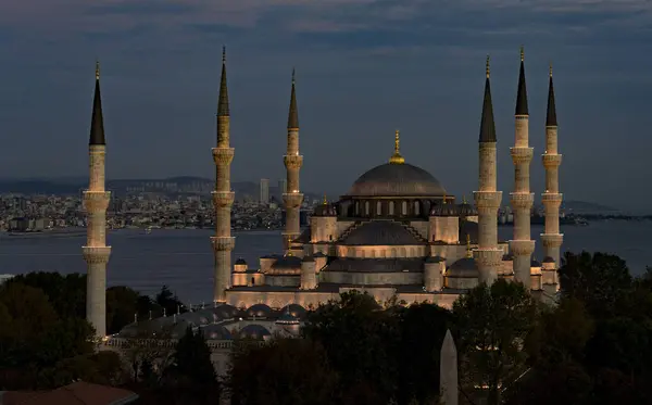 Lue Moskén Istanbul Natten Royaltyfria Stockbilder