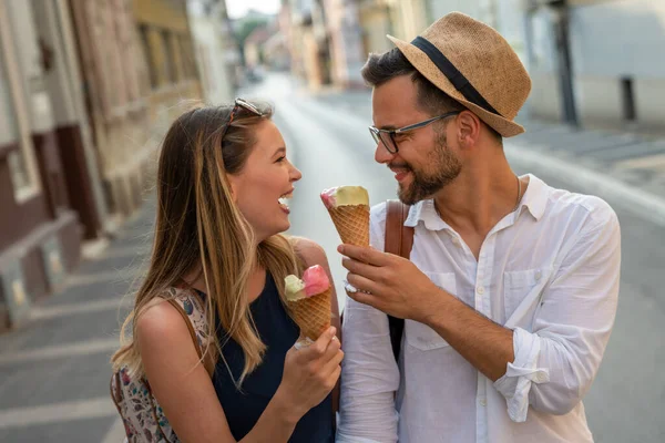 Portrait Happy Young Couple Having Date Fun Vacation People Love — Stock Photo, Image