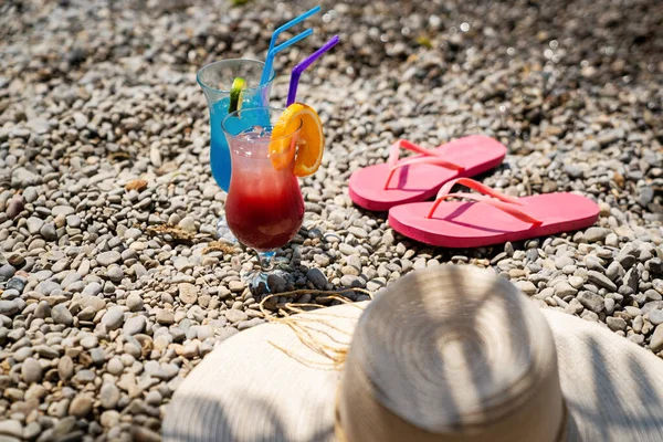 Dos Zumos Tropicales Frescos Cócteles Playa Concepto Vacaciones Verano — Foto de Stock