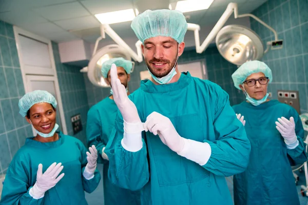 Zespół Chirurgii Szpitalnej Jest Gotowy Operacji Opieka Zdrowotna Szpital Koncepcja — Zdjęcie stockowe