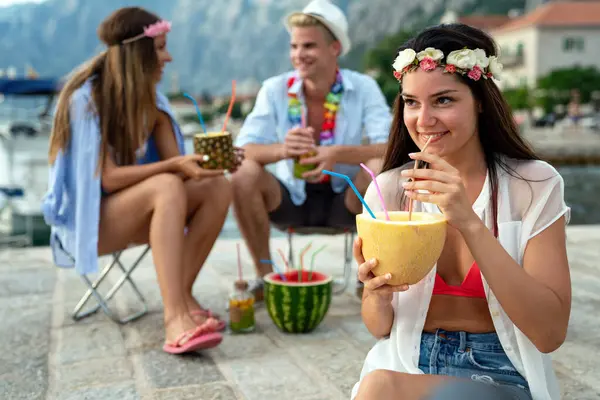 Trendy Group Friends Drinking Cocktails Party Young People Having Fun — Stock Photo, Image