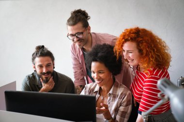 Programlama ve kodlama teknolojilerin geliştirilmesi. Web sitesi tasarımı. Şirket office programcı bir yazılımda çalışma geliştirmek.