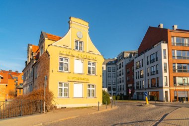 Gdansk, Polonya - 11 Mart 2022: Eski güzel şehir Gdansk. Seyahat