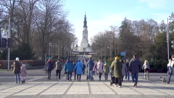 Czestochowa Poland January 2023 Pedestrians Front Monastery Jasna Gora Czestochowa — Video