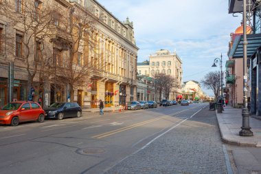 Tiflis, Gürcistan - 18 Şubat 2023: Agmashenebeli Bulvarı tarihi Tiflis şehrinin ana caddelerinden biridir.