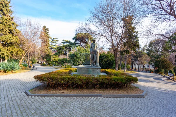 Тбилиси Грузия Февраля 2023 Года Памятник Ладо Гудиашвили Тбилиси Парк — стоковое фото