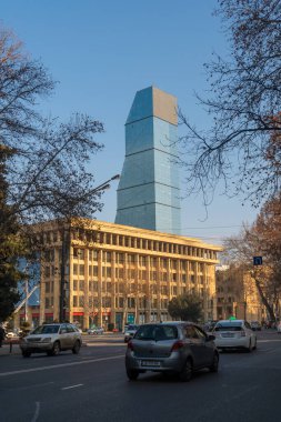 Tiflis, Gürcistan - 22 Ocak 2023, Biltmore Oteli cam kulesi, Tiflis. Seyahat