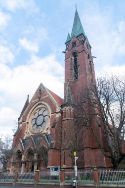 Dortmund, Almanya - 06 Ocak 2023: Dortmund 'daki Eski Brick Kilisesi. Din