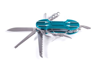 Beyaz arka planda izole edilmiş çok fonksiyonlu katlanabilir bıçaklar. Çok amaçlı bıçak.