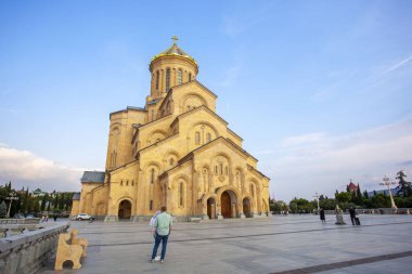 Tsminda Sameba, Tiflis 'teki Kutsal Üçlü Katedrali. Din