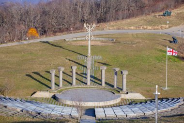 Ünlü Didgori savaş anıtı, dev heykeller ve heykeller. Georgia, tarih.