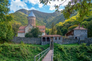 Kvatakhevi Karli 'deki bir ortaçağ Gürcü Ortodoks manastırı. Din
