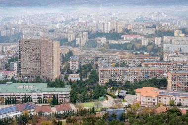 Tiflis 'in yerleşim alanı, Gldani ve Temka' daki çok katlı binalar. Georgia