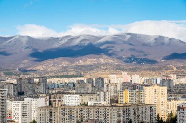 Tiflis 'in yerleşim alanı, Gldani' de çok katlı binalar. Georgia