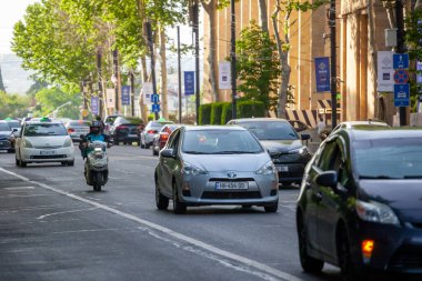 Tiflis, Gürcistan - 28 Nisan 2024: Shota Rustaveli Caddesi, Tiflis, başkent Georgia