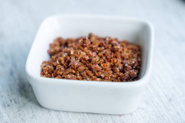 Svanetian Tuzu Geleneksel Gürcistan baharat tuzu, Svaneti bölgesinden ev yapımı baharat karışımıdır.