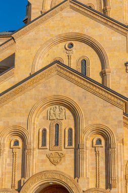 Sameba olarak bilinen Tiflis 'in Kutsal Üçlü Katedrali. Din