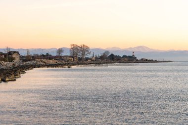 Karadeniz 'de güzel bir gün batımı, Poti, Gürcistan. Peyzaj