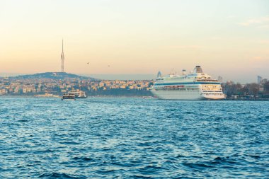 Boğaz 'da seyir ve diğer gemiler. Seyahat