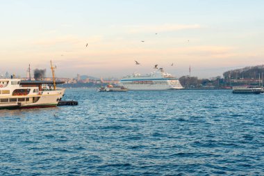 Boğaz 'da seyir ve diğer gemiler. Seyahat