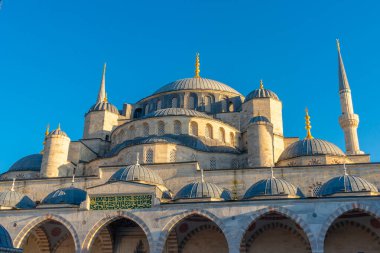 Sultanahmet Camii ya da Sultan Ahmet Camii, Mavi Cami. Din