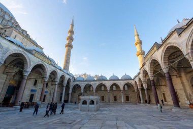 Sultan Süleyman Camii 'nin içi. Din