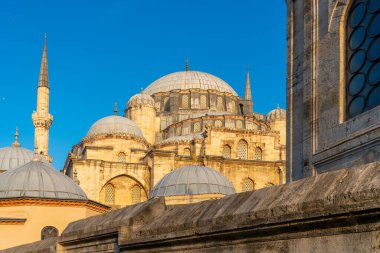 İstanbul 'daki Fatih Camii' nin tarihi manzarası. Türkiye 'de seyahat. Din