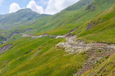 Yukarı Khevsureti, Gürcistan 'ın güzel dağlık manzarası. Seyahat